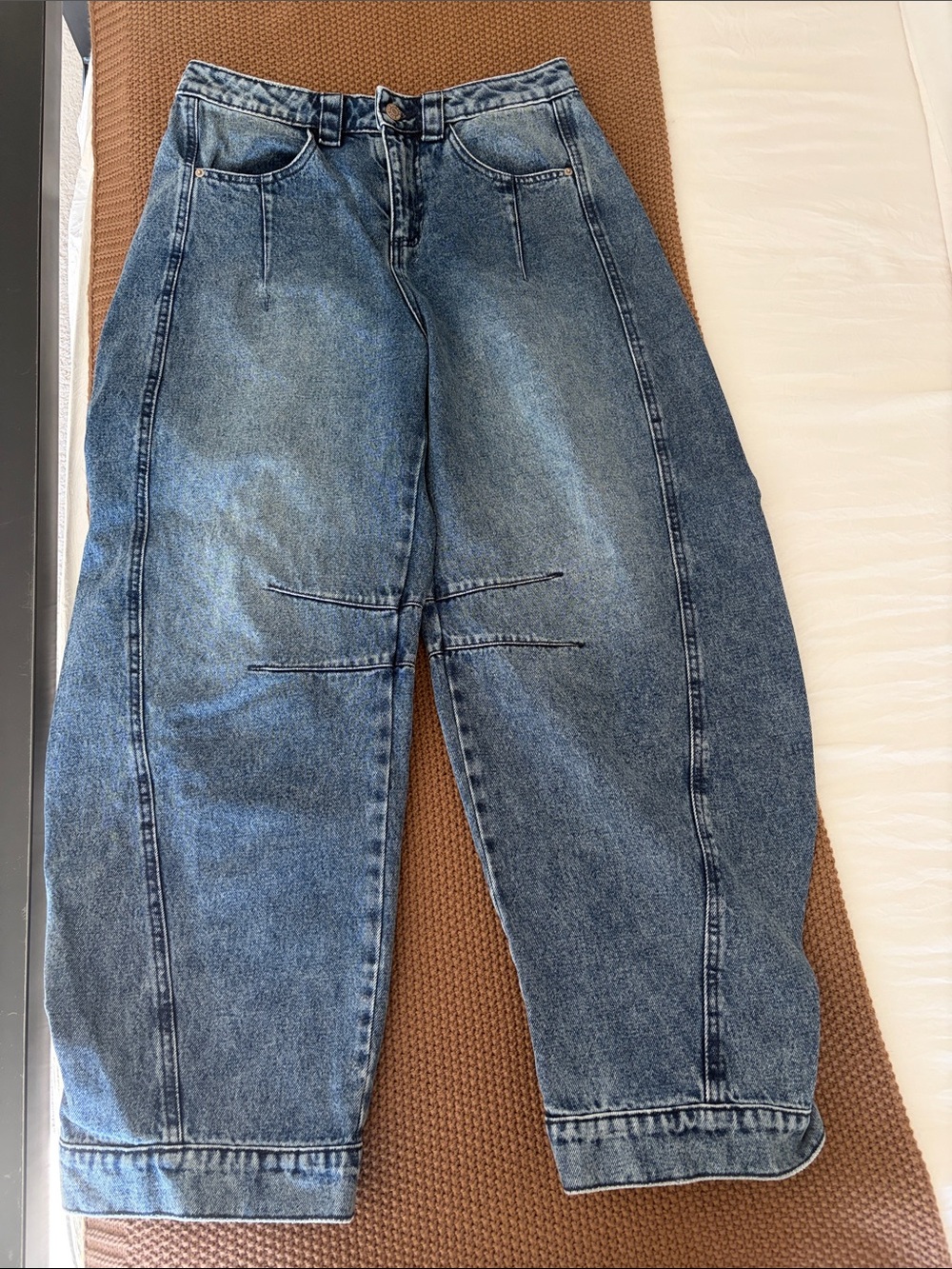 BDG Women Medium Wash Relaxed Jeans